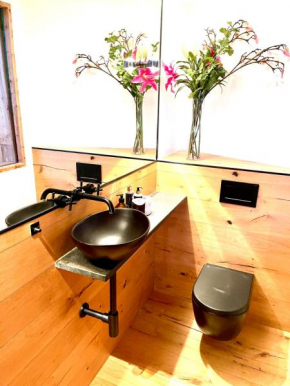 stylische Alpenlounge mit Pool, Sauna und Jacuzzi, für bis zu 22 Personen